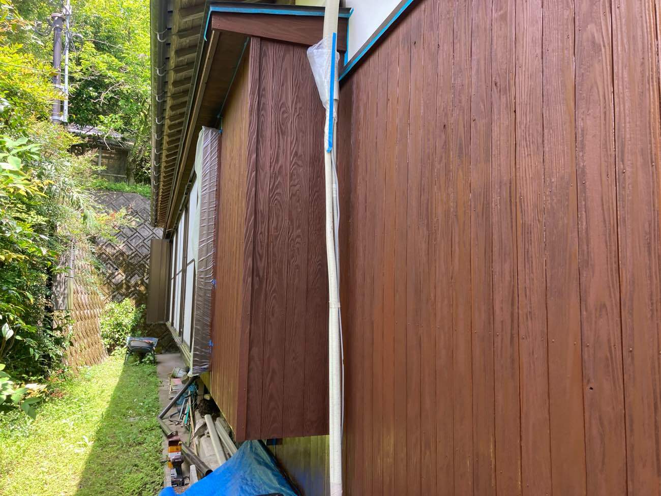 トイレ交換リフォーム＆板壁塗装工事：鹿児島県鹿屋市田淵町　K様邸／施行中